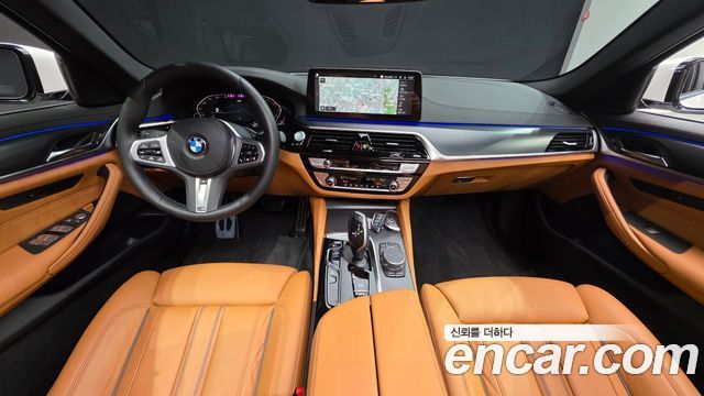 BMW 5 Series (G30) 520i M Sport 2023 — фото 7