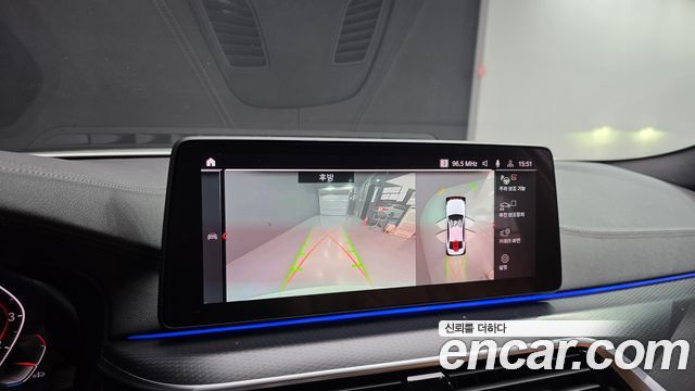 BMW 5 Series (G30) 520i M Sport 2023 — фото 20