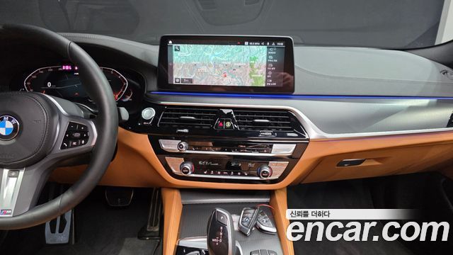 BMW 5 Series (G30) 520i M Sport 2023 — фото 22