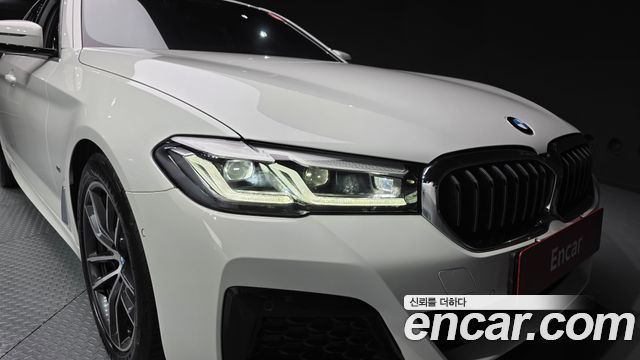 BMW 5 Series (G30) 520i M Sport 2023 — фото 28