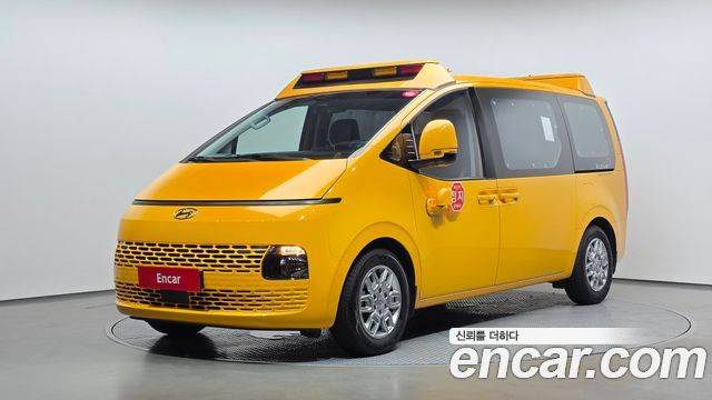 Hyundai Staria L3.5  Kinder Safety Car 11-Seater 2023 — фото 1