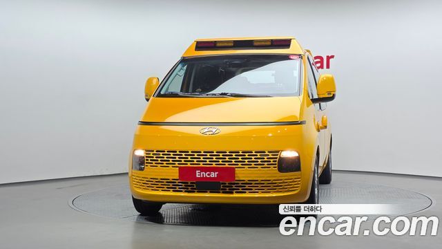 Hyundai Staria L3.5  Kinder Safety Car 11-Seater 2023 — фото 3