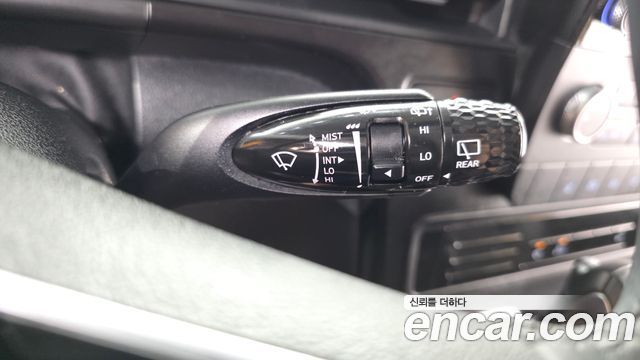 Hyundai Staria L3.5  Kinder Safety Car 11-Seater 2023 — фото 30