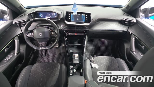 Peugeot e-2008 (II) EV GT 2023 — фото 7