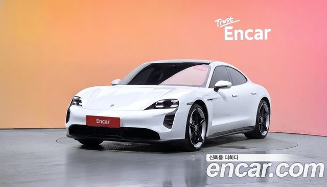 Porsche Taycan GTS