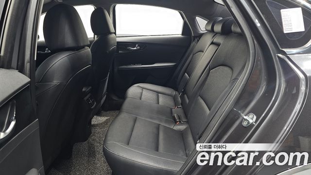 Kia K3 (II) 1.6 Noblesse 2022 — фото 12