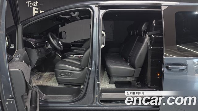 Hyundai Staria Cargo 5-Seater Modern 2024 — фото 17