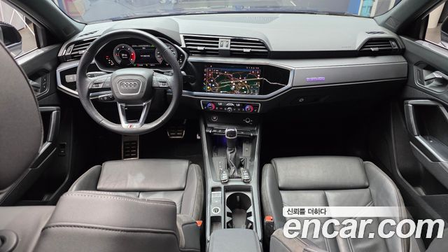 Audi Q3 (F3) 35 TDI Quattro Premium Sportback 2022 — фото 7