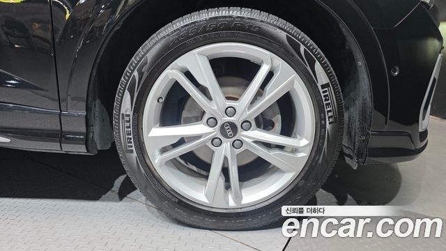 Audi Q3 (F3) 35 TDI Quattro Premium Sportback 2022 — фото 27