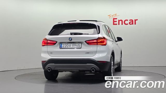 BMW X1 (F48) xDrive 18d Joy 2019 — фото 4