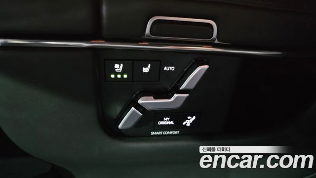 Toyota Alphard (IV) 2.5 HEV Executive AWD 2025 — фото 21