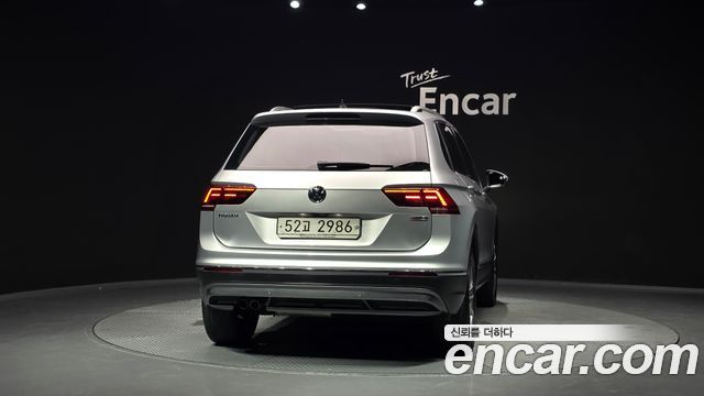 Volkswagen Tiguan (II) 2.0 TDI 4Motion Prestige 2018 — фото 4