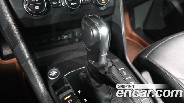 Volkswagen Tiguan (II) 2.0 TDI 4Motion Prestige 2018 — фото 9