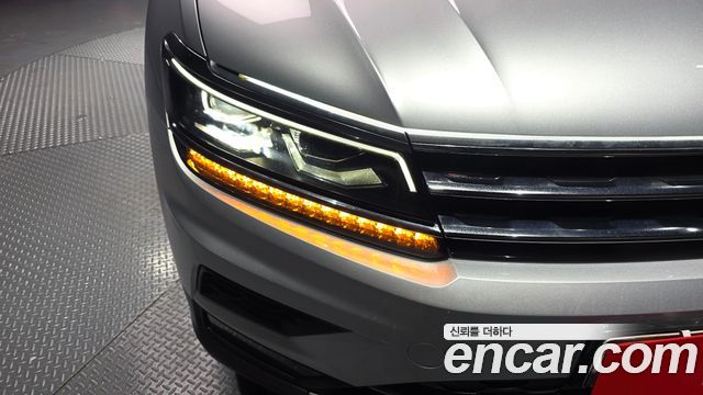 Volkswagen Tiguan (II) 2.0 TDI 4Motion Prestige 2018 — фото 22