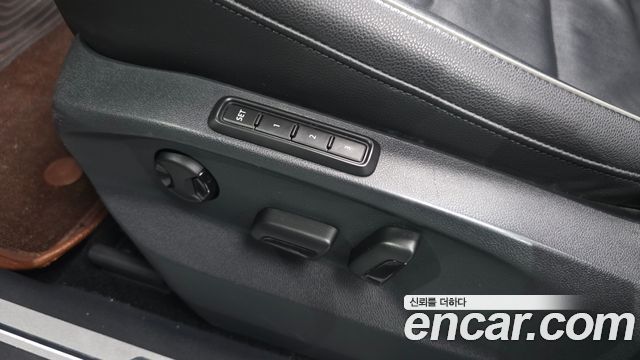 Volkswagen Tiguan (II) 2.0 TDI 4Motion Prestige 2018 — фото 32