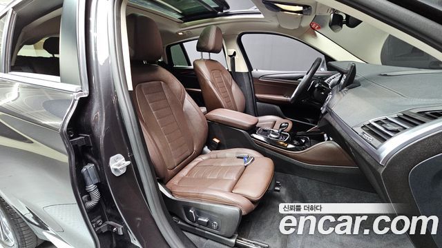 BMW X4 (G02) xDrive20i xLine 2025 — фото 26