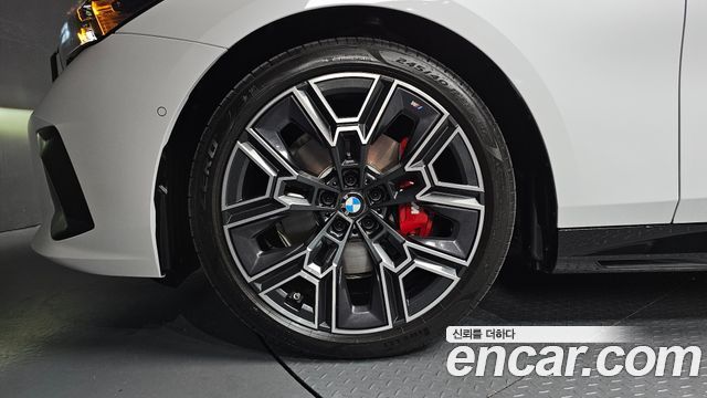 BMW 5 Series (G60) 530i xDrive M Sport Pro Special Edition 2026 — фото 5