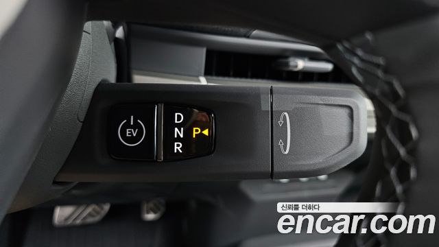 Kia EV3 Long Range 4WD GT Line 2027 — фото 9