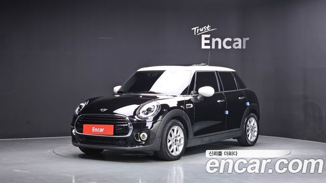 MINI Cooper 5Door HIGH 3rd 2020 — фото 1