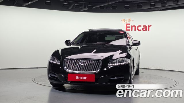 Jaguar XJ 3.0D Premium Luxury LWB X351 2013 — фото 3