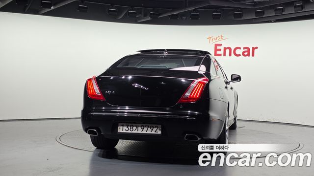 Jaguar XJ 3.0D Premium Luxury LWB X351 2013 — фото 4