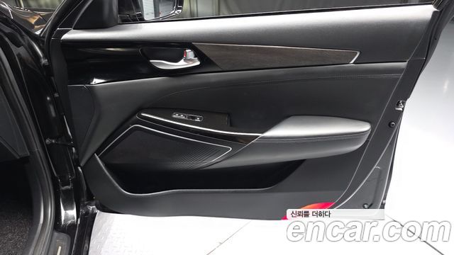 Kia K7 Premier 2.5 GDI Noblesse 2021 — фото 24