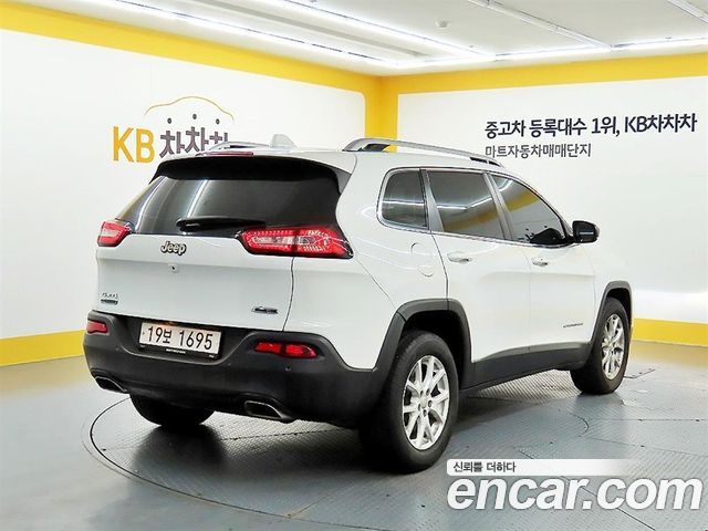 Jeep Cherokee (KL) 2.0 Diesel Longitude AWD 2015 — фото 4
