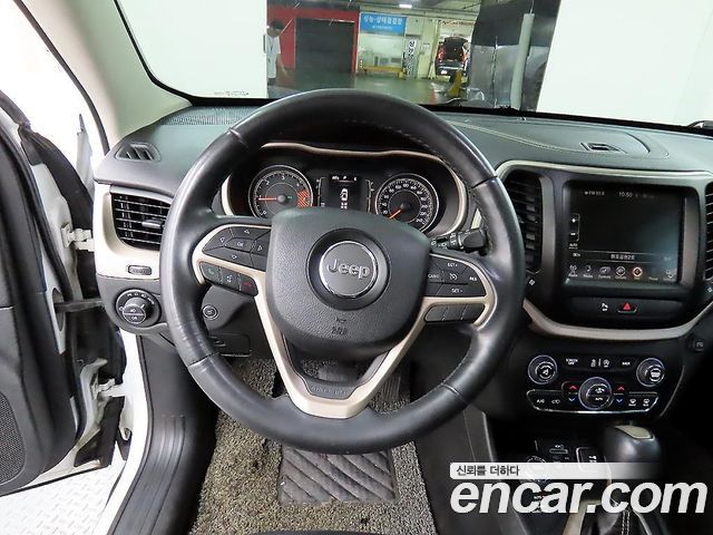 Jeep Cherokee (KL) 2.0 Diesel Longitude AWD 2015 — фото 9