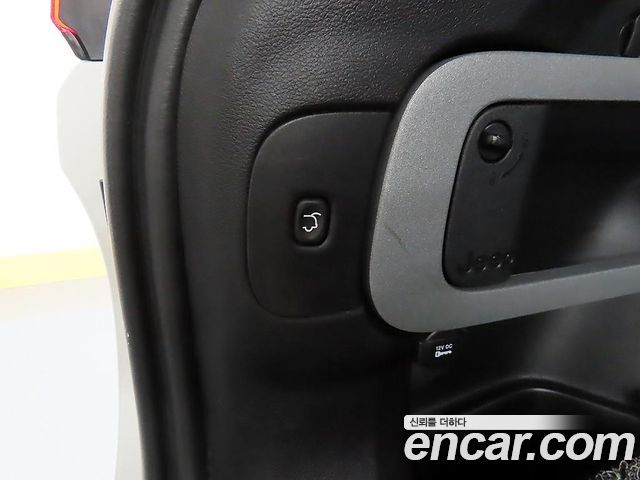 Jeep Cherokee (KL) 2.0 Diesel Longitude AWD 2015 — фото 22