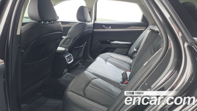 Kia K5 (III) 2.0 Noblesse 2022 — фото 11