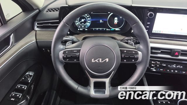 Kia K5 (III) 2.0 Noblesse 2022 — фото 14
