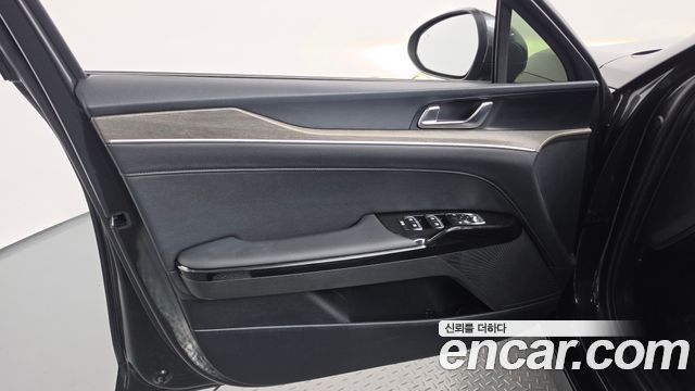 Kia K5 (III) 2.0 Noblesse 2022 — фото 24