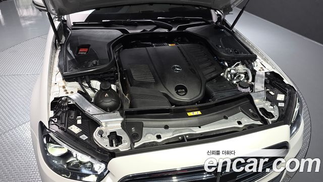 Mercedes-Benz E-Class (W213) E450 4MATIC Exclusive 2023 — фото 6