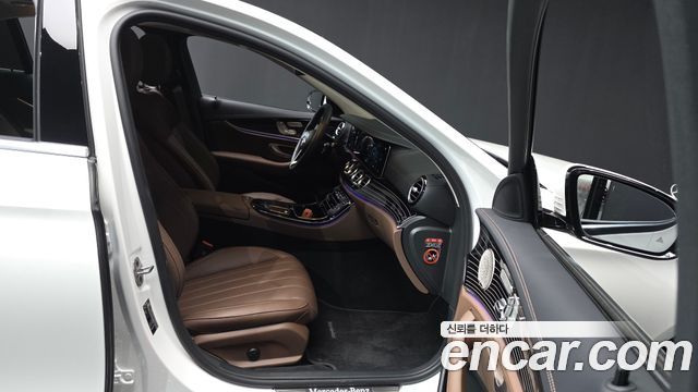 Mercedes-Benz E-Class (W213) E450 4MATIC Exclusive 2023 — фото 15