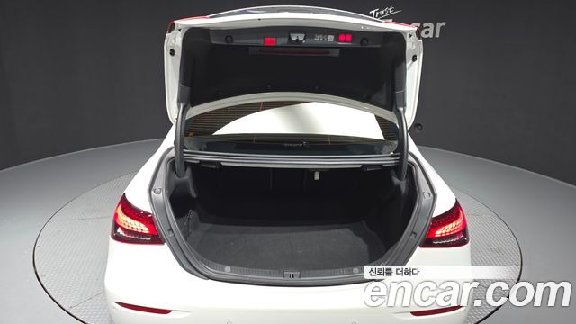 Mercedes-Benz E-Class (W213) E450 4MATIC Exclusive 2023 — фото 24