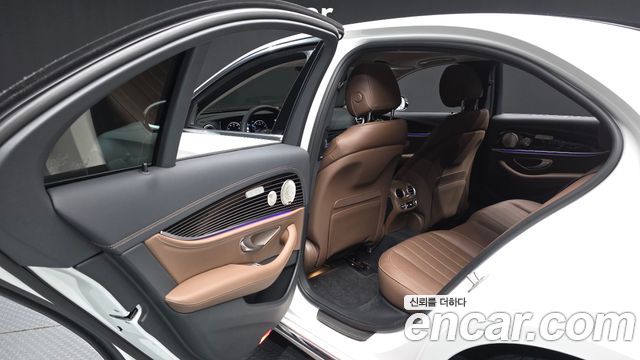 Mercedes-Benz E-Class (W213) E450 4MATIC Exclusive 2023 — фото 32