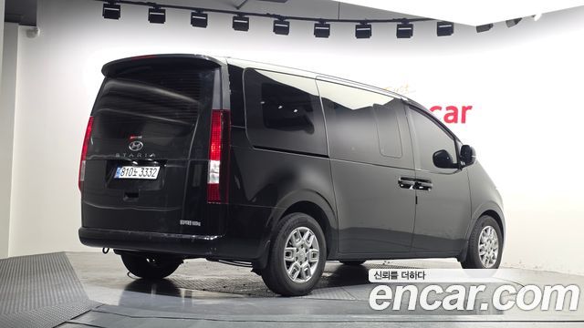 Hyundai Staria Cargo 5-Seater Modern 2022 — фото 2