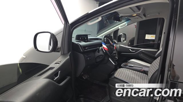 Hyundai Staria Cargo 5-Seater Modern 2022 — фото 10