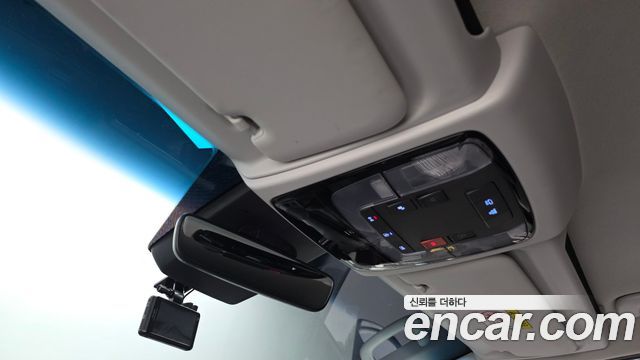 Hyundai Staria Cargo 5-Seater Modern 2022 — фото 19