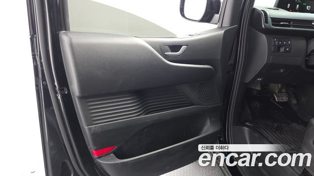 Hyundai Staria Cargo 5-Seater Modern 2022 — фото 25