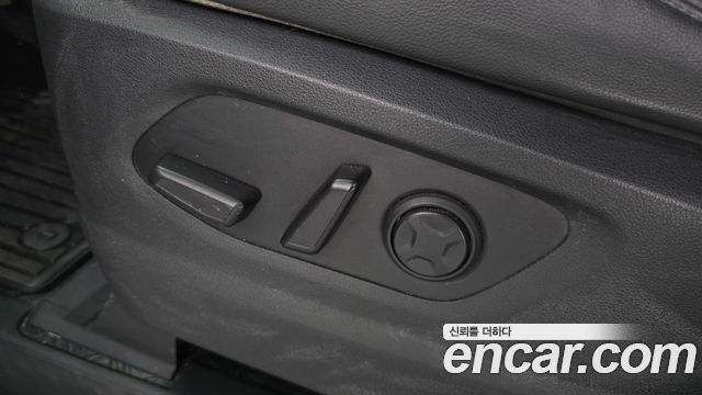 Hyundai Staria Cargo 5-Seater Modern 2022 — фото 31