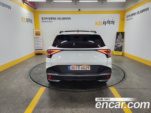 Kia Sportage (V) Diesel 2.0 2WD Signature Gravity 2022 — фото 4
