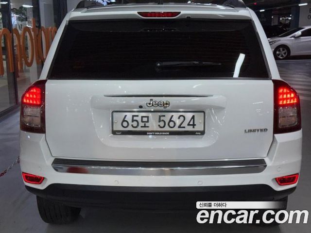 Jeep Compass 2.4 Limited 1st 2017 — фото 5