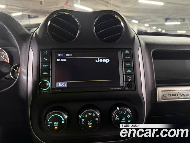 Jeep Compass 2.4 Limited 1st 2017 — фото 10