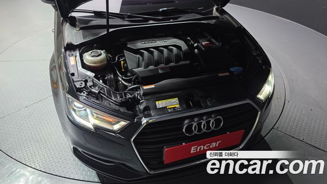 Audi A3 40 TFSI 8V 2018 — фото 6