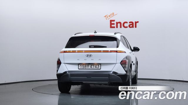 Hyundai Kona Hybrid (SX2) Premium 2023 — фото 4