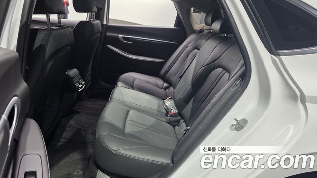 Hyundai Sonata The Edge (DN8) 2.0 Exclusive 2024 — фото 15