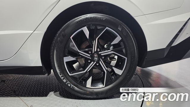 Hyundai Sonata The Edge (DN8) 2.0 Exclusive 2024 — фото 27