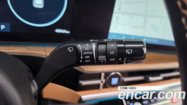 Hyundai Santa Fe (MX5) HEV 1.6 2WD Calligraphy 2024 — фото 36