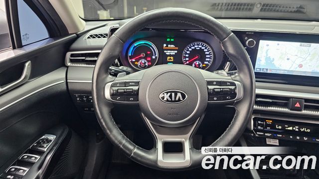 Kia K5 Hybrid (III) Prestige 2021 — фото 13